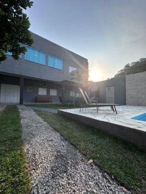Casa térrea - 3 quartos todos com ar